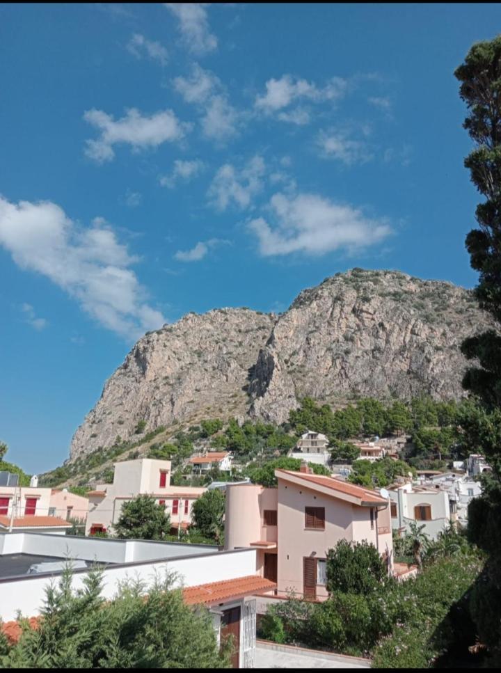 Da Carmen E Peppe Apartment Santa Flavia Exterior photo